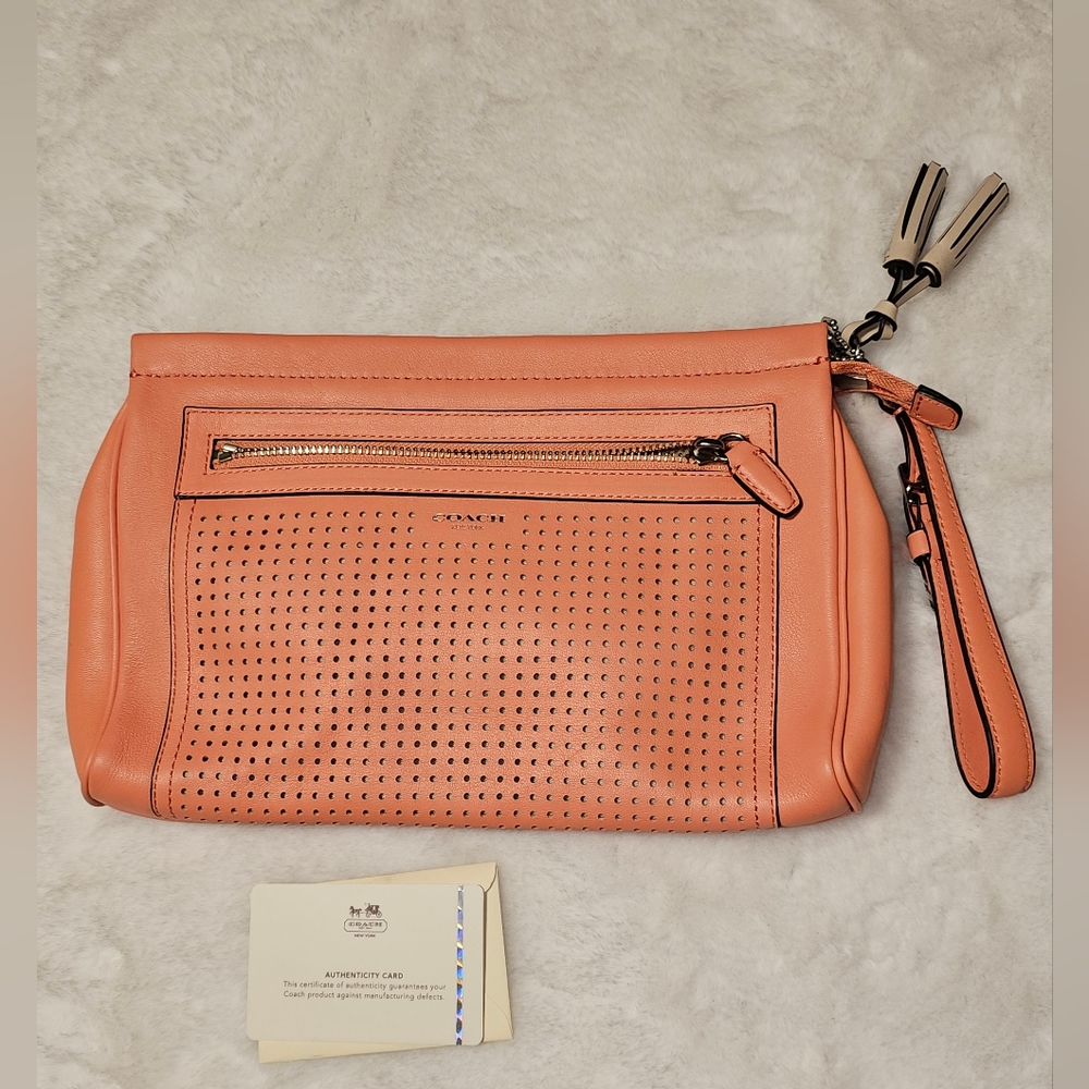 New no tag, unique design Coach large wristlet/pouch